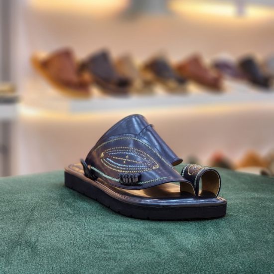 صورة زبيري وطني مطرز مديل و20